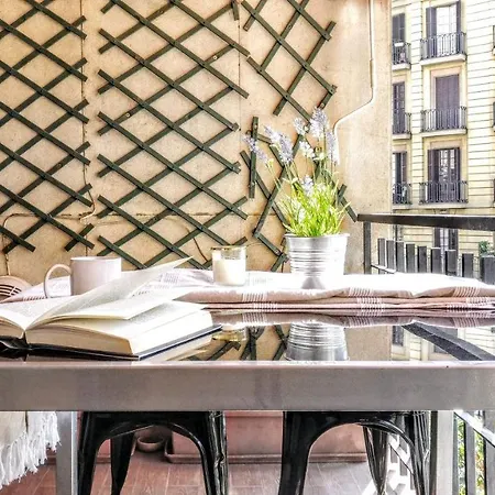 Livingstone Apartment